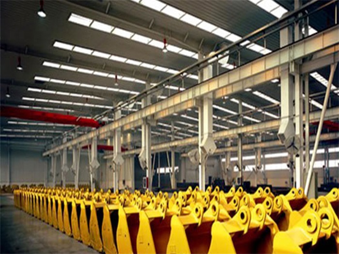 梧州徐工集团挖掘机装配车间